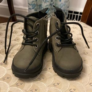 Toddler boots
